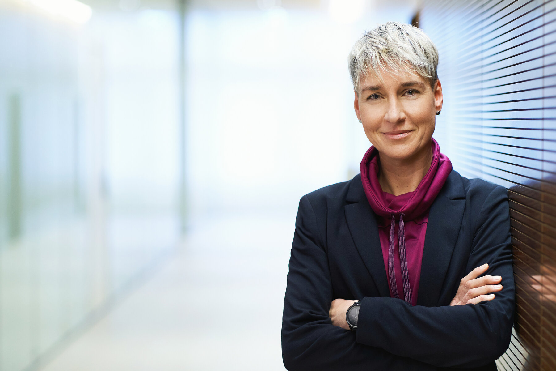 Professionelles Corporate Portrait einer Managerin in Hamburg